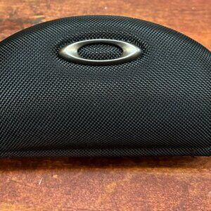 OAKLEY BLACK LARGE ZIPPER AUTHENTIC SUNGLASSES EYEGLASSES CASE ONLY
